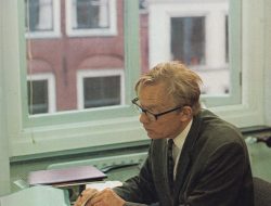 Hendrik C van de Hulst Bruce Medalist